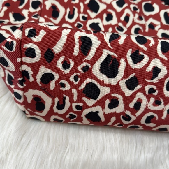 GUCCI Canvas Leopard Print Tote - Picture 6 of 16